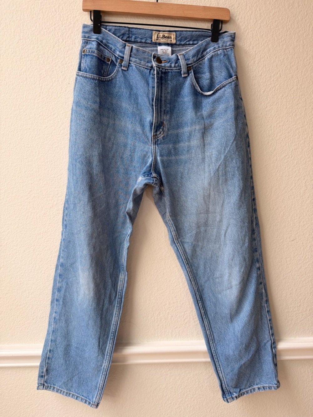 L.L. Bean Women’s 12P Vintage Inspired Light Blue Relaxed Straight Jeans‎ Cotton